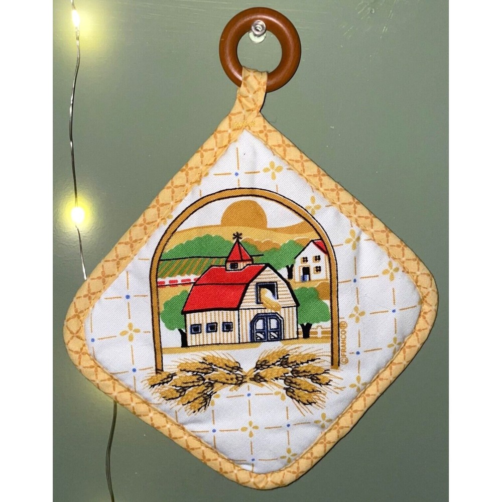 Farm Scene Potholder with Wooden Ring Vintage Hot Pad by Franco
